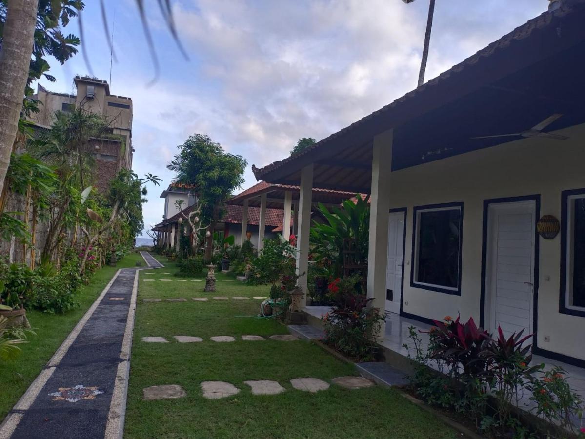 Utama Villas Beach Front Candidasa Eksteriør billede