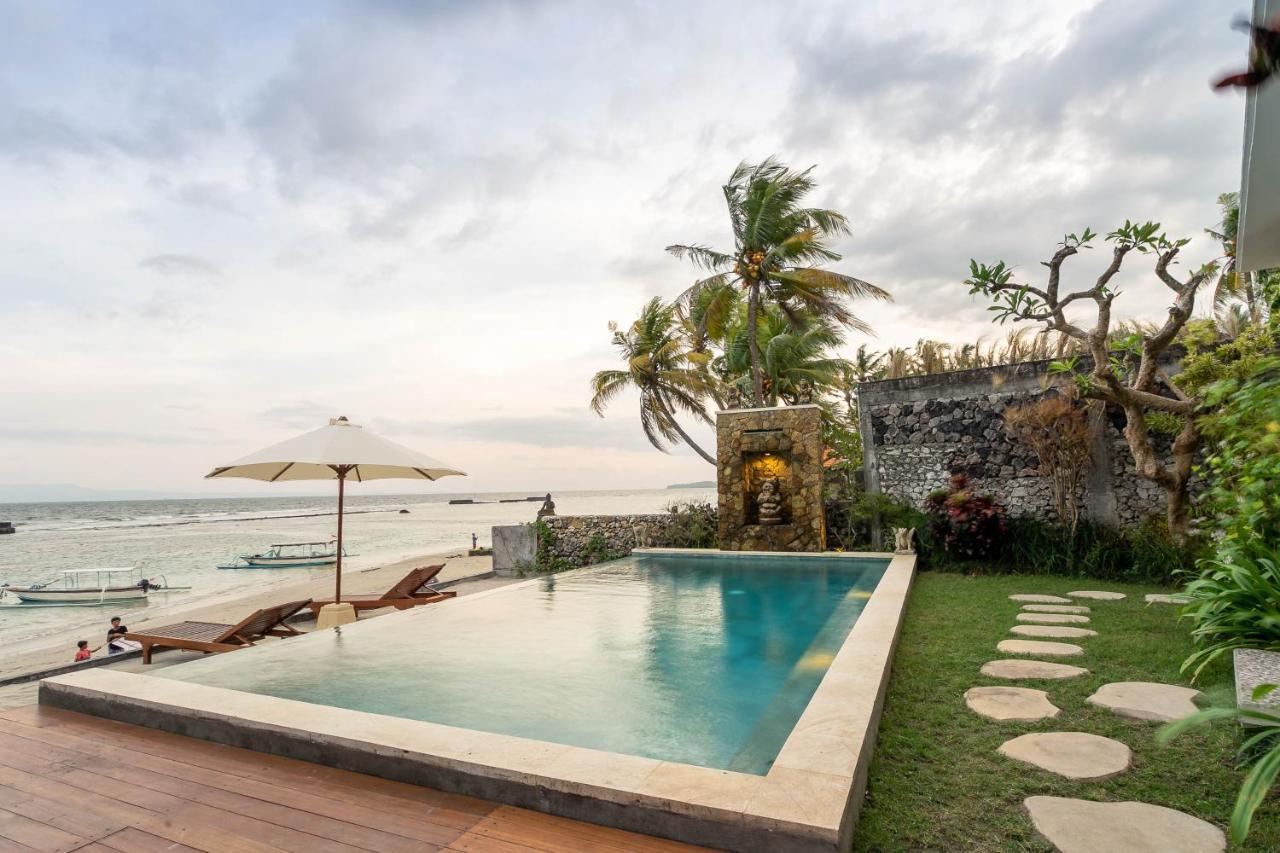 Utama Villas Beach Front Candidasa Eksteriør billede
